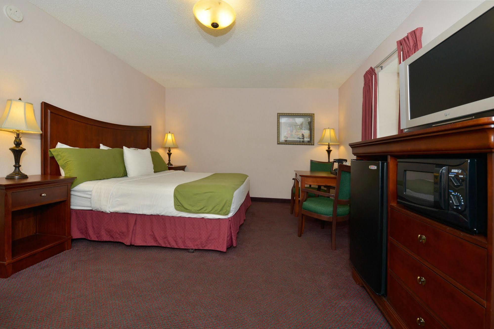 Best Western Route 66 Rail Haven Springfield Exterior photo